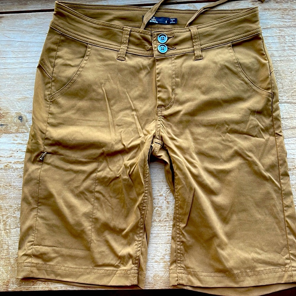 Prana Bermuda Shorts sz 4